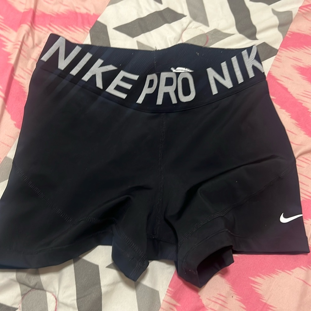 Nike Pros Womens Size Medium